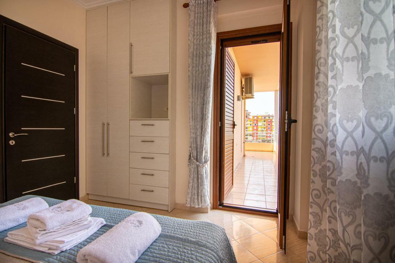Great Alexander Suites Sarandë Exterior foto